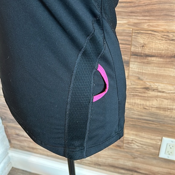 Fila black tank top with pink trim and straps - Picture 4 of 6